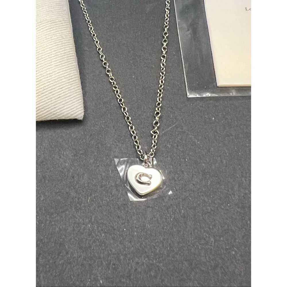 New! Coach Signature C Heart Pendant Necklace With Jewelry Pouch - Picture 4 of 9